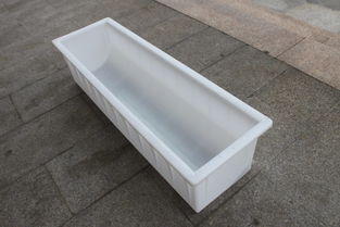 水泥制品模具注塑加工及水泥構件成品施工技術交流 嘉興麗臣塑業 page16 采購塑料模具 六角護坡模具 路沿石模具等水泥制品模具,就找麗臣塑業